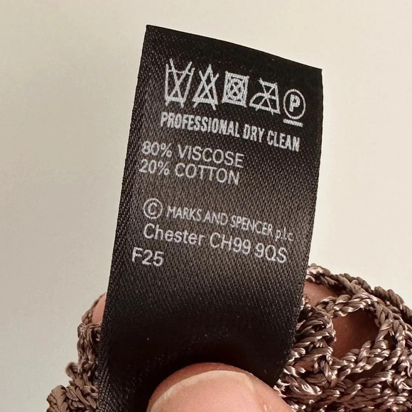 Crochet top in silky yarn - Marks & Spencer Autograph brand - as  new - S - Picture 8 of 8